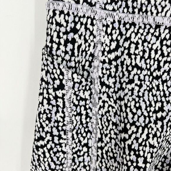 ATHLETA Salutation Stash II Textured Tight Leggings Leopard Black White XS - Picture 2 of 6